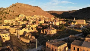 Mardin'de film ve dizilere ev sahipliği yapan Dereiçi turizme kazandırılacak Mardin'de film ve dizilere ev sahipliği yapan Dereiçi turizme kazandırılacak
