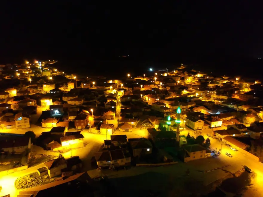 Kütahya'da bir mahalle ve dört sokağa corona virüs karantinası 3