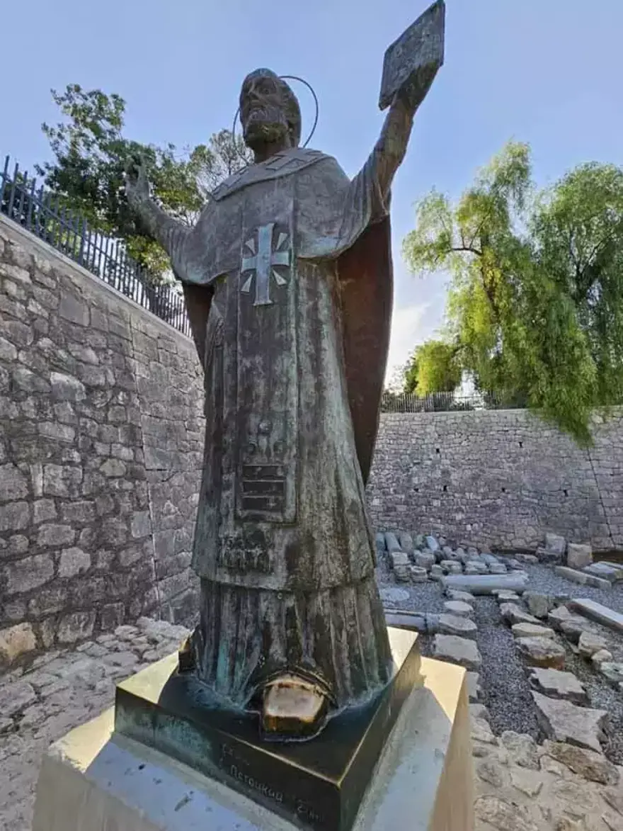 AZİZ NİCHOLAS ANIT MÜZESİ 2