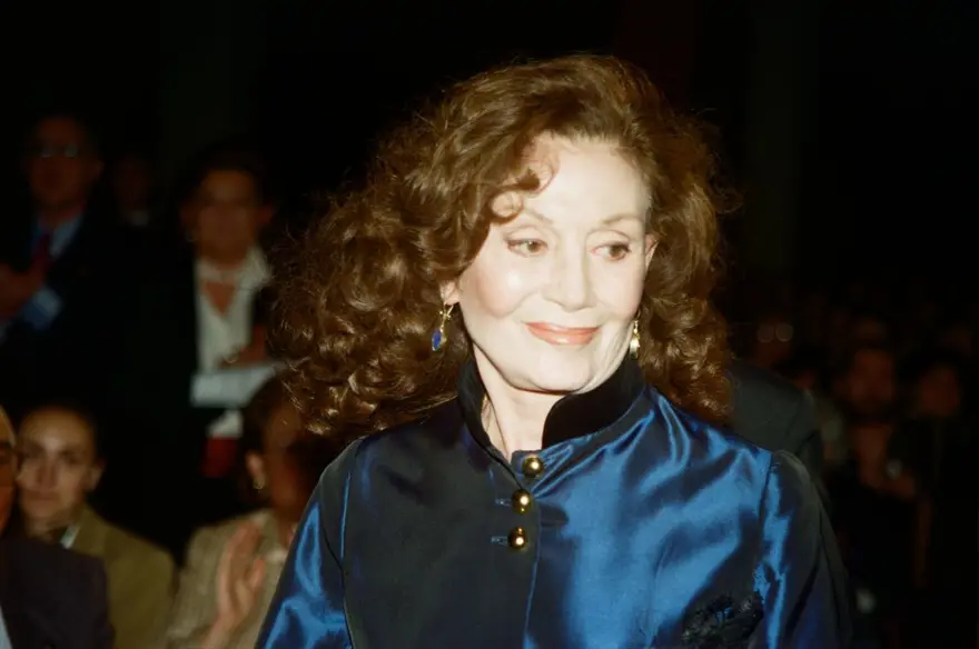 Usta sanatçı Yıldız Kenter son yolculuğuna uğurlandı 32