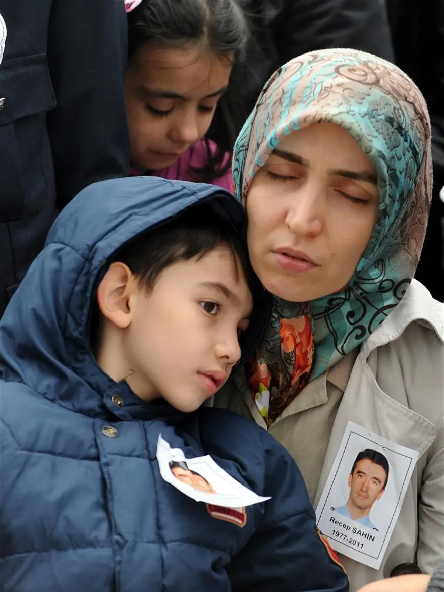 Şehide gözyaşlarıyla veda 3