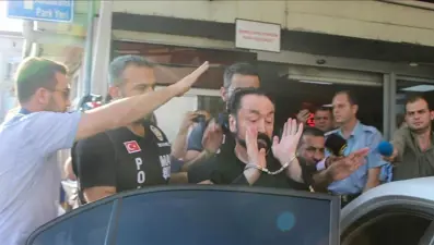 Adnan Oktar davasında ilginç anlar: "Özledik seni, aşkım beyaz sana çok yakışmış"