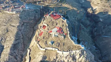Harput Kalesi'ndeki kazı ve restorasyon çalışmaları hız kazandı