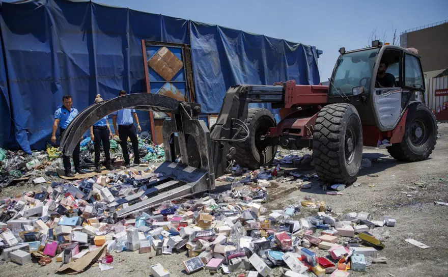 Antalya'da 5 bin 807 adet ele geçirildi! Hepsi sahte 1