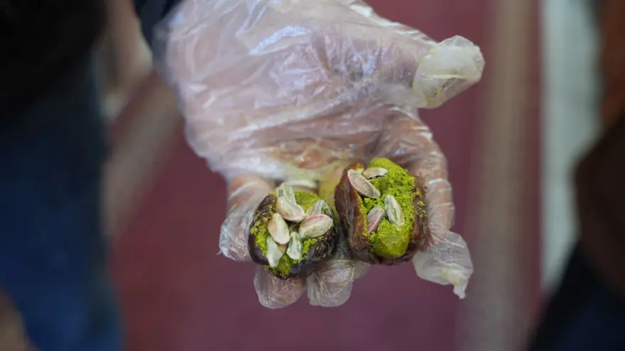 Ramazan öncesi tezgahta yerini aldı: Hurma fiyatları ne kadar oldu? 4