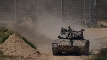 İsrail, Lübnan'ı vurdu: Hizbullah'ın üst düzey komutanı öldü