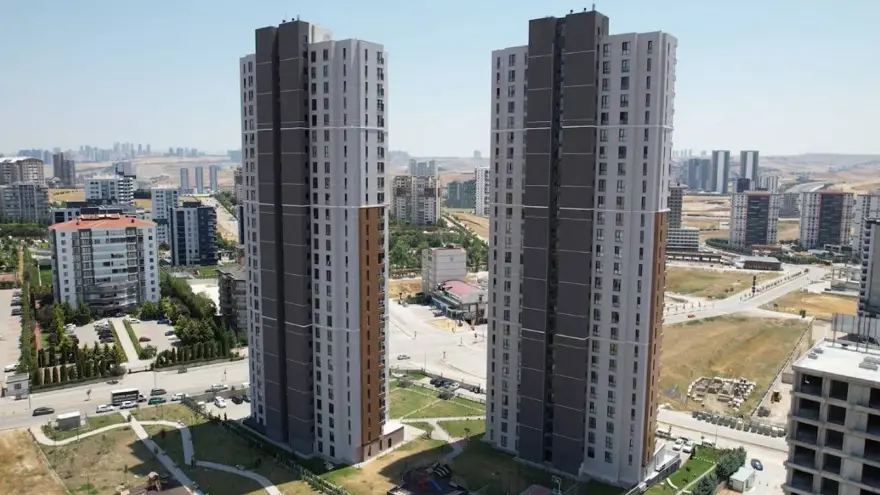 27 KİŞİ DUMANDAN ETKİLENDİ 3