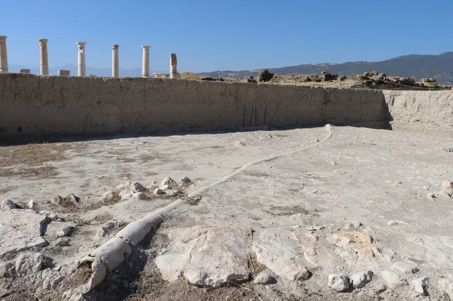 Tripolis Antik Kenti'nde 2 bin yıllık kanalizasyon bulundu 6