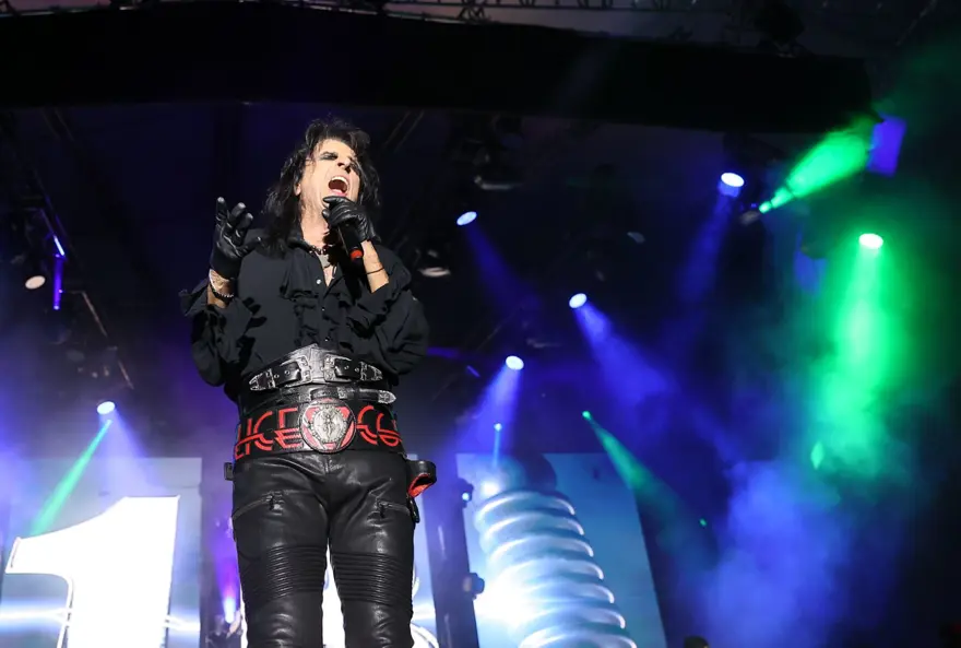 Johnny Depp'li Hollywood Vampires grubu İstanbul'da konser verdi 8