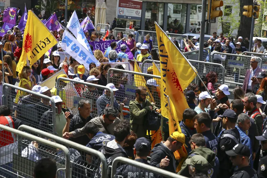 Bakırköy'de 1 Mayıs coşkusu 32