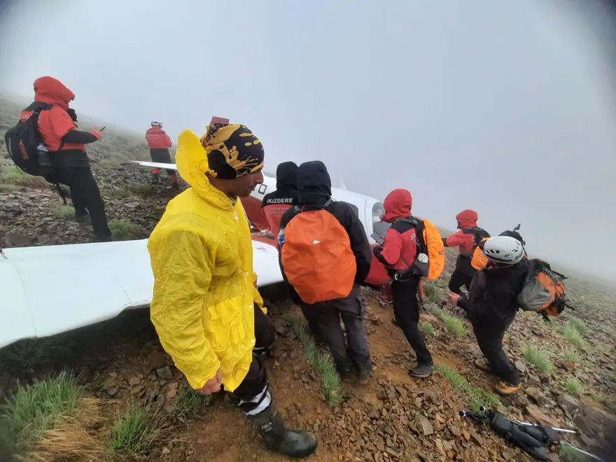 OLAY ANI 4 OLAY ANI 4