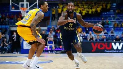 Fenerbahçe Doğuş, Rusya'dan zaferle dönüyor