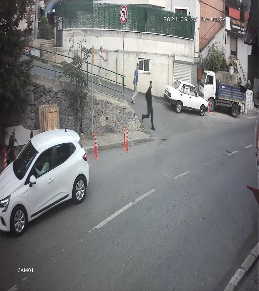 İstanbul'da eski koca dehşeti! Defalarca şikayette bulundu, silah tutukluk yapınca kurtuldu 2