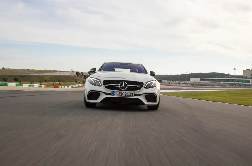 Sıra dışı seçenek: Mercedes-AMG E63 S 6