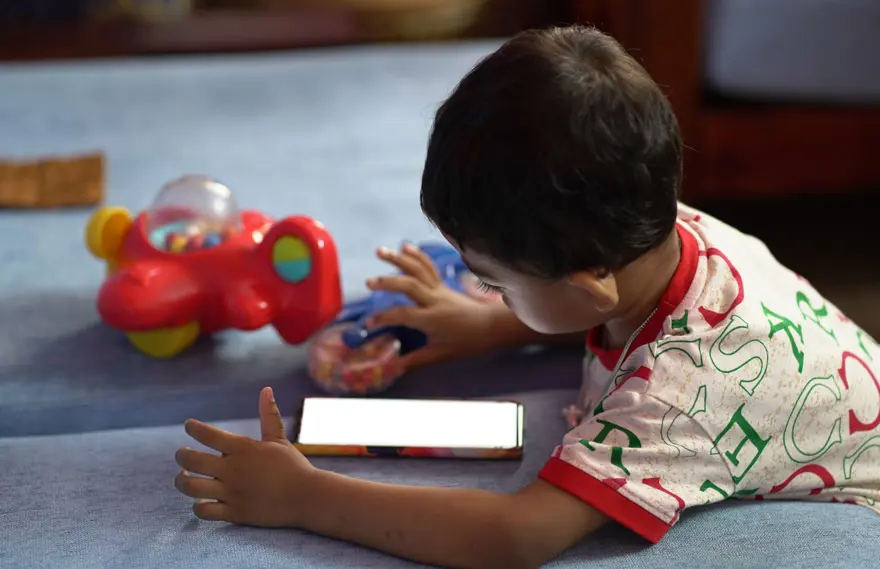 ERKEN BELİRTİLER 2 YAŞINDA BAŞLIYOR 4