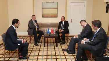 Dışişleri Bakanı Çavuşoğlu'dan diplomasi trafiği