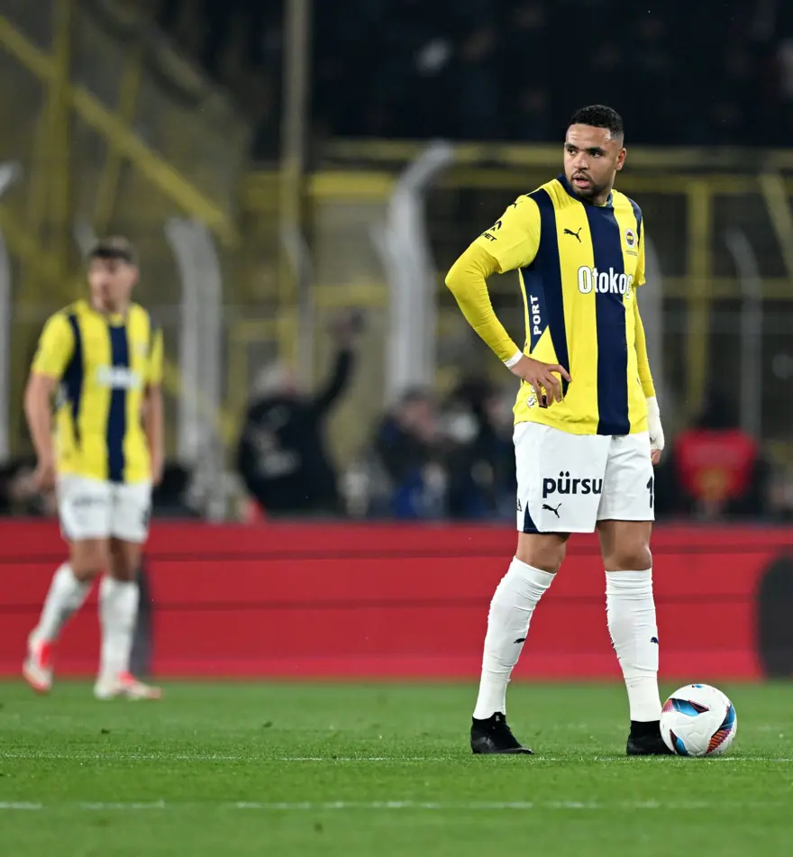 Fenerbahçe'de yaprak dökümü başlıyor: "11 isme teşekkür edilecek, 5 yıldız iyi teklife gönderilecek" 