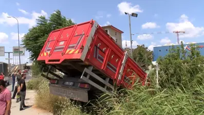 İstanbul'da zincirleme kaza: Yaralılar var
