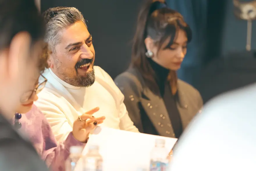 Yandaki Oda için geri sayım başladı: Derya Karadaş kadroda Yandaki Oda için geri sayım başladı: Derya Karadaş kadroda