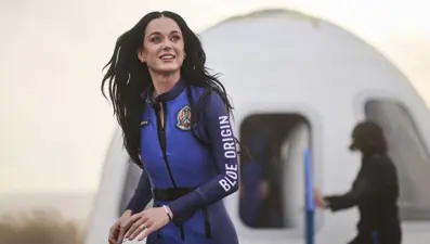 Uzay yolcuğu tepki çekmişti: Katy Perry pişman mı?