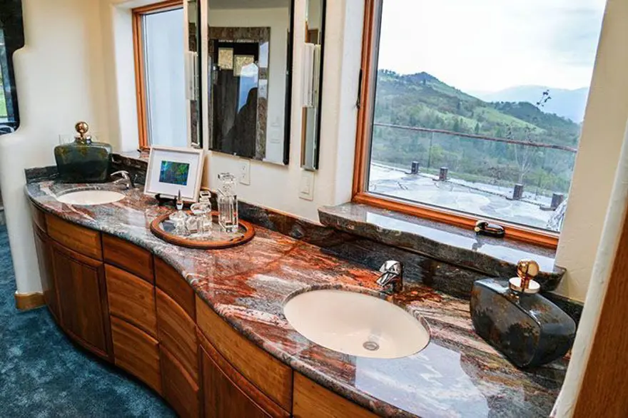 Sıradan görünümlü evin değeri 35 milyon lira 19