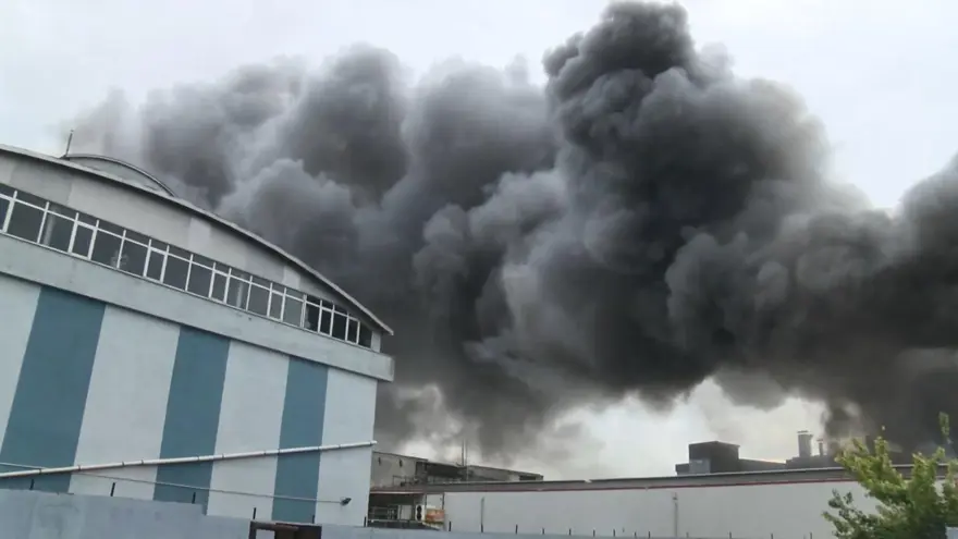 İstanbul'da depo yangını 8 İstanbul'da depo yangını 8