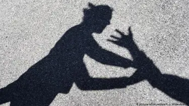 Kadına şiddet uygulayana Buca Belediyesi'nde iş yok