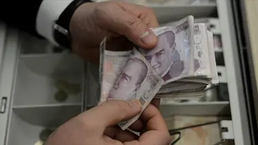 Türk Lirası'nın reel değeri 5 ay sonra geriledi