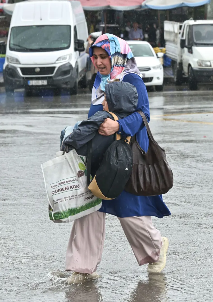 Ankara'da şiddetli sağanak 23