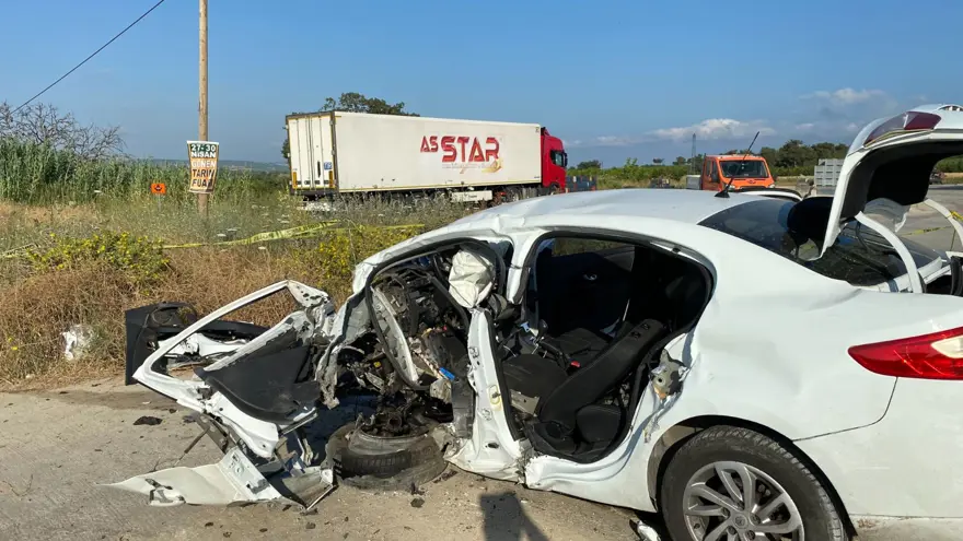 Feci kazada sürücü öldü, aracından çok sayıda uyuşturucuçıktı 1