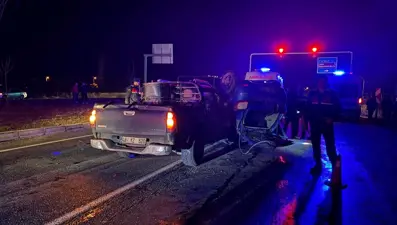 Muğla’da kamyonet ile otomobil çarpıştı: 2 ölü, 2 yaralı