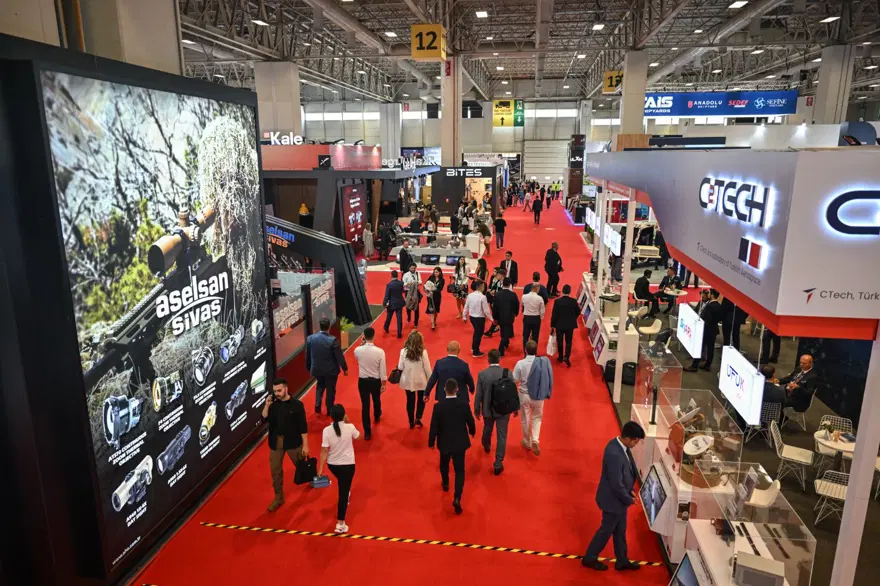 İstanbul'da savunma sanayii fuarı | Milli Muharip Uçak KAAN'ın 2028'de Türk motoruyla uçması planlanıyor 25 İstanbul'da savunma sanayii fuarı | Milli Muharip Uçak KAAN'ın 2028'de Türk motoruyla uçması planlanıyor 25