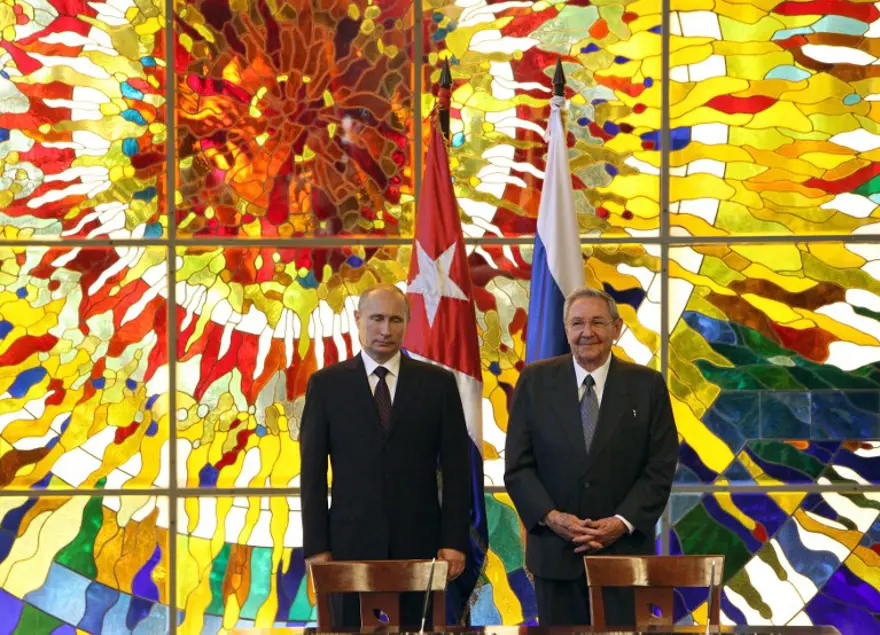Putin Küba'da 18
