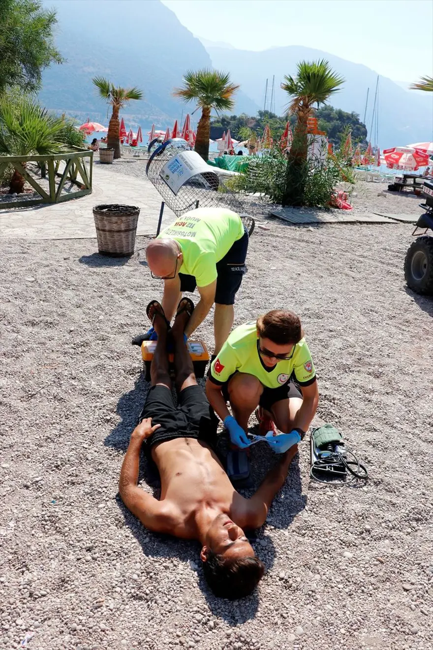 ATV motorlu 112 Acil Servis ekibi sahillerde hayat kurtarıyor 5
