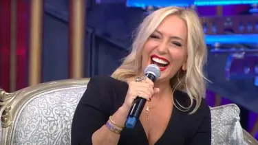 Saba Tümer kahkahasını NFT olarak 90 bin liraya sattı