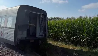 Danimarka'da tren raydan çıktı: 1 ölü, 27 yaralı