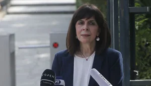Yunanistan Cumhurbaşkanı Sakelaropulu Meis Adası'nı ziyaret etti Yunanistan Cumhurbaşkanı Sakelaropulu Meis Adası'nı ziyaret etti