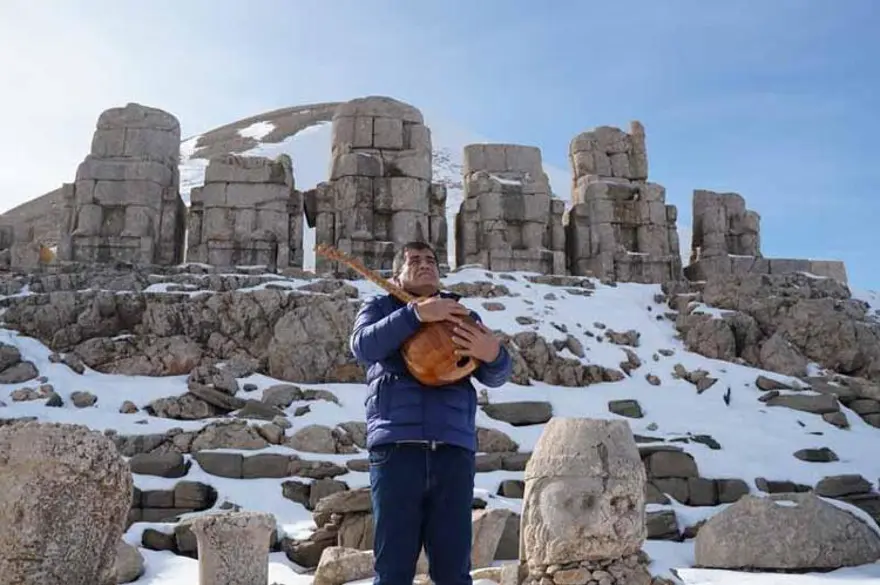 Nemrut Dağı'na saldıran türkücüye soruşturma açıldı 2