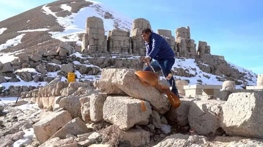 Nemrut Dağı'na saldıran türkücüye soruşturma açıldı 