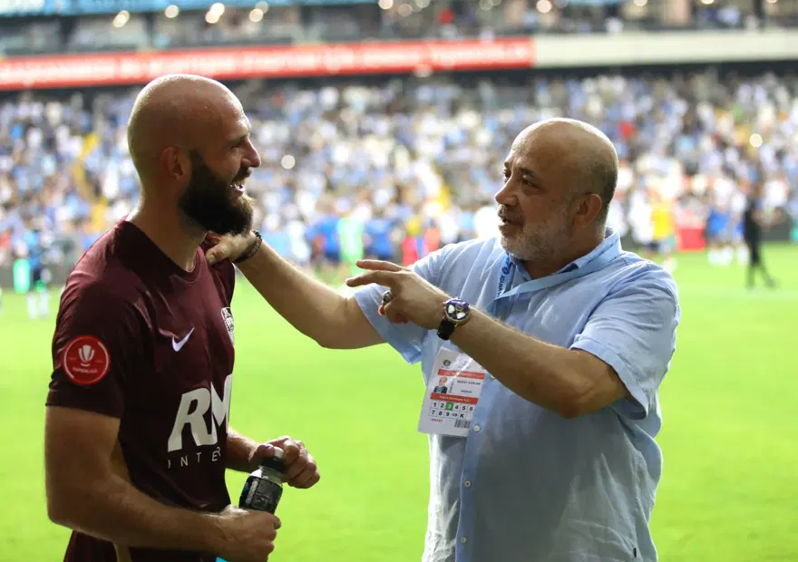 Adana Demirspor Başkanı Murat Sancak'tan rakip futbolcuyla transfer pazarlığı 