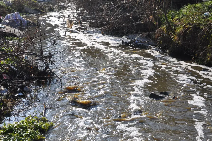Saranlı Deresi'nin rengi değişti 3