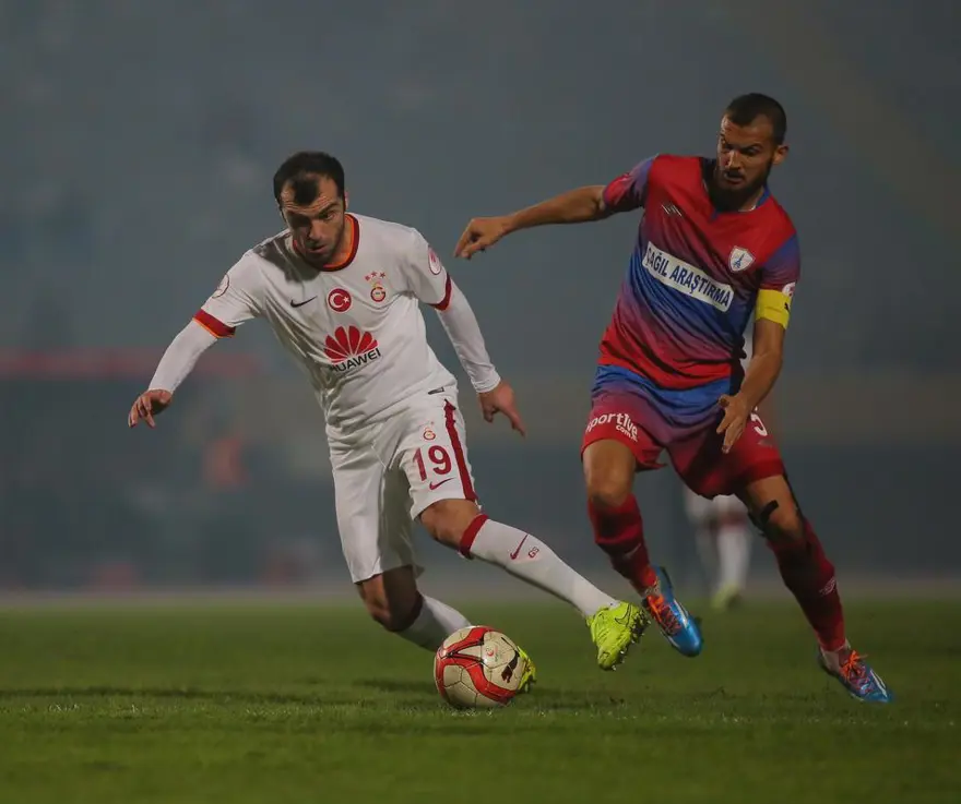 Cimbom İzmir'de kükredi 17