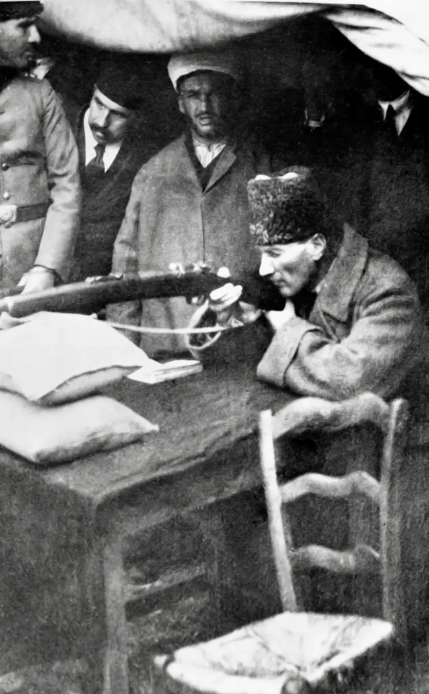 Cumhuriyet 102 yaşında! Dijital restorasyonla yenilenmiş 100 Atatürk fotoğrafı 93