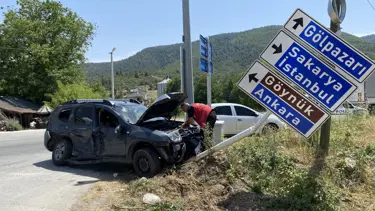 Sakarya'da TIR ve otomobil çarpıştı: 2 yaralı
