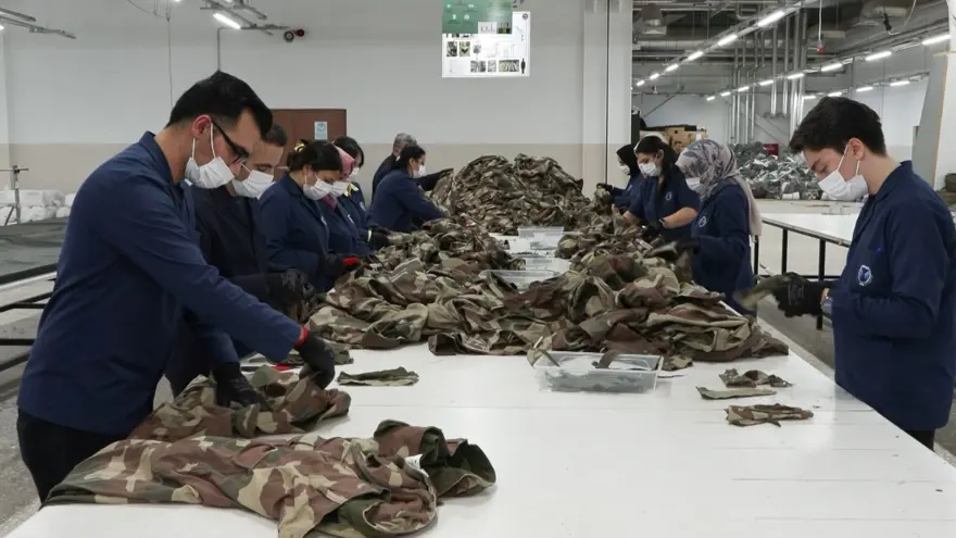 BEDELLİ ASKERLERİN KIYAFETLERİ TERCİH EDİLDİ 2