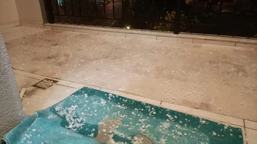 İzmir'de dolu etkili oldu 7