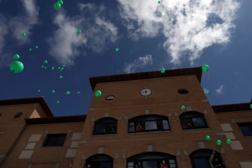 Corona virüste son durum: Dünya genelinde vaka sayısı 4 milyon 400 bini aştı 10