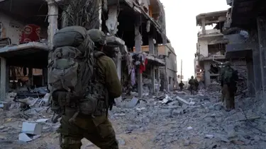 İsrail ordusu Refah'a kara saldırısı başlattı