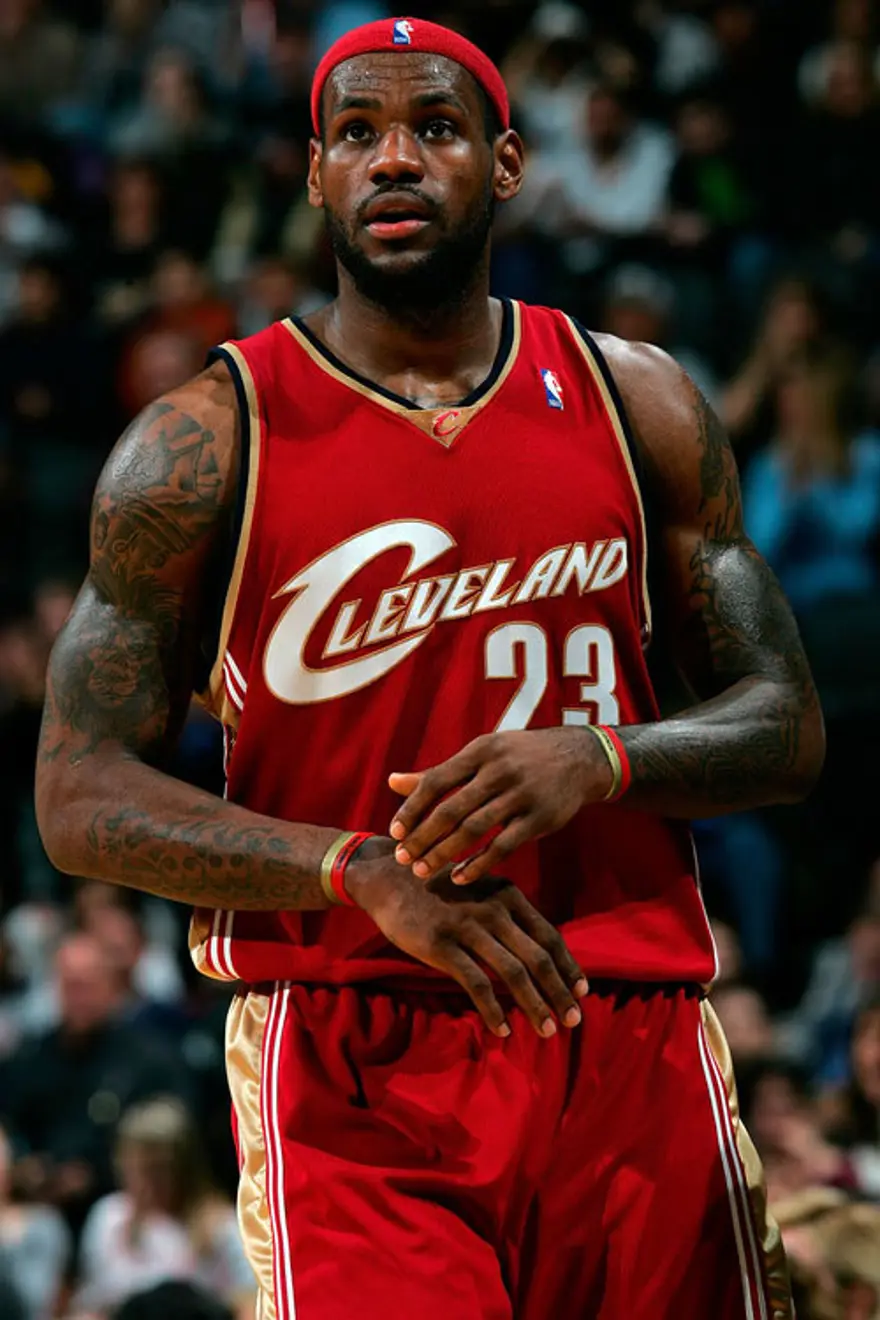 28-Lebron James 22