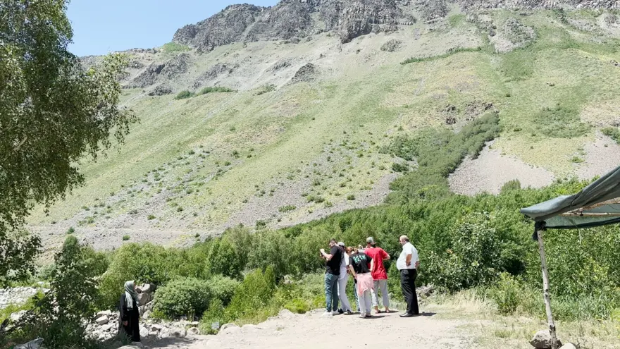 Dünyanın ikinci büyük krater gölü! Türkiye'nin göz bebeği, her mevsim akın akın geliyorlar 5 Dünyanın ikinci büyük krater gölü! Türkiye'nin göz bebeği, her mevsim akın akın geliyorlar 5